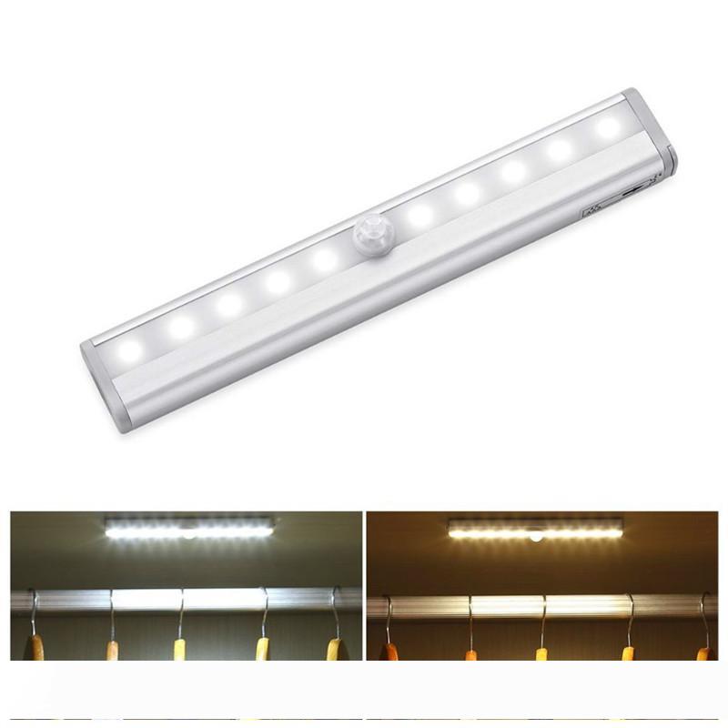 10 LED portable night light with infrared motion sensor for cabinets and closets, battery-powered and wireless