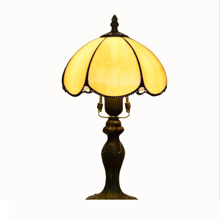 20CM Tiffany-style table lamp with a retro American design, featuring a simple resin base and E27 socket, perfect for bedroom or desk use