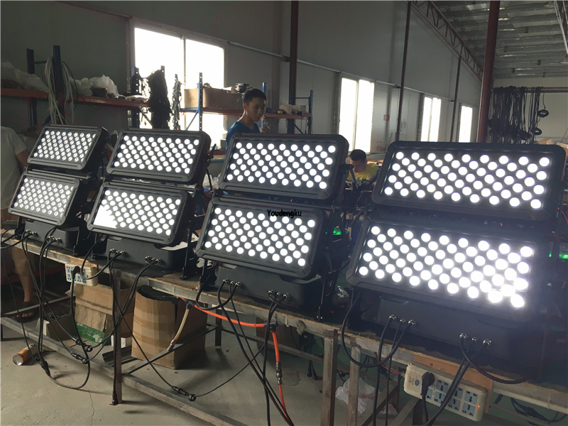 4-in-1 RGBW LED wall washer with 120x10W double light pieces for outdoor urban color lighting