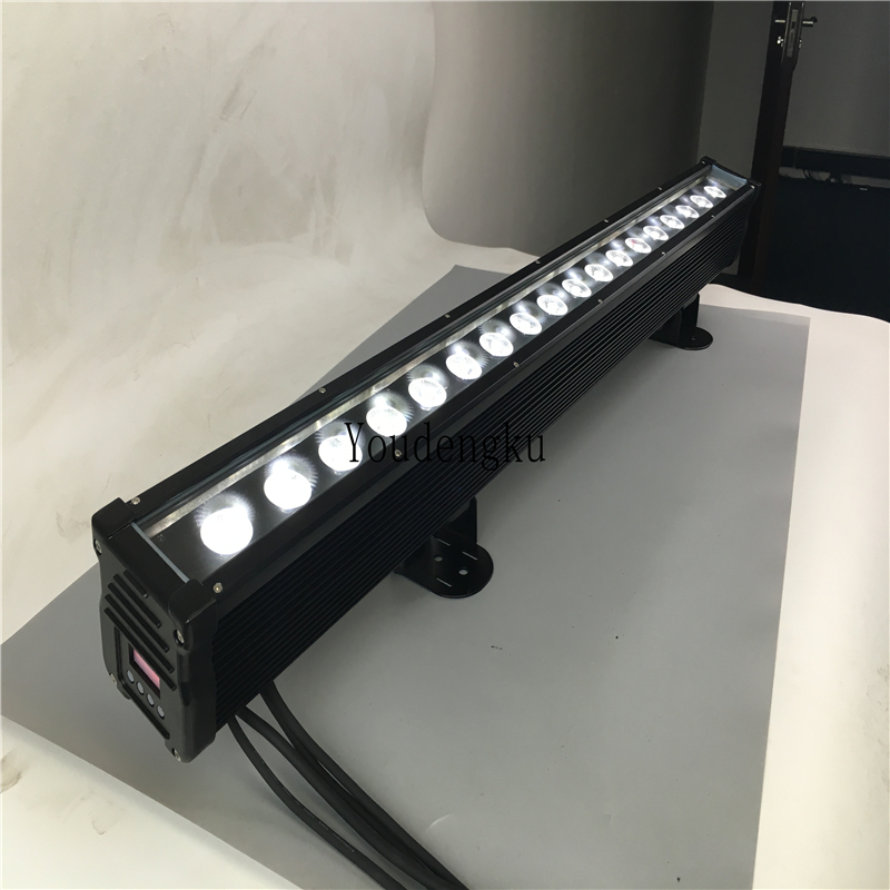 6 individually controlled outdoor RGBW LED wall washers with 18x10W 4-in-1 waterproof design