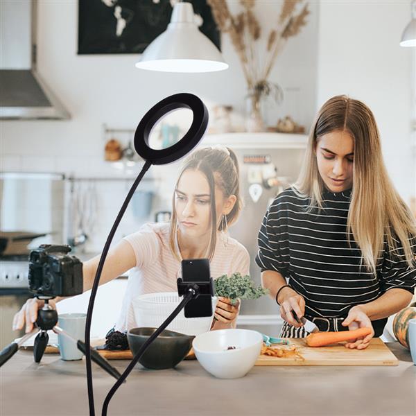 6-inch USB-powered dimmable clip-on ring light with 2835 LED beads and phone holder for selfie lighting