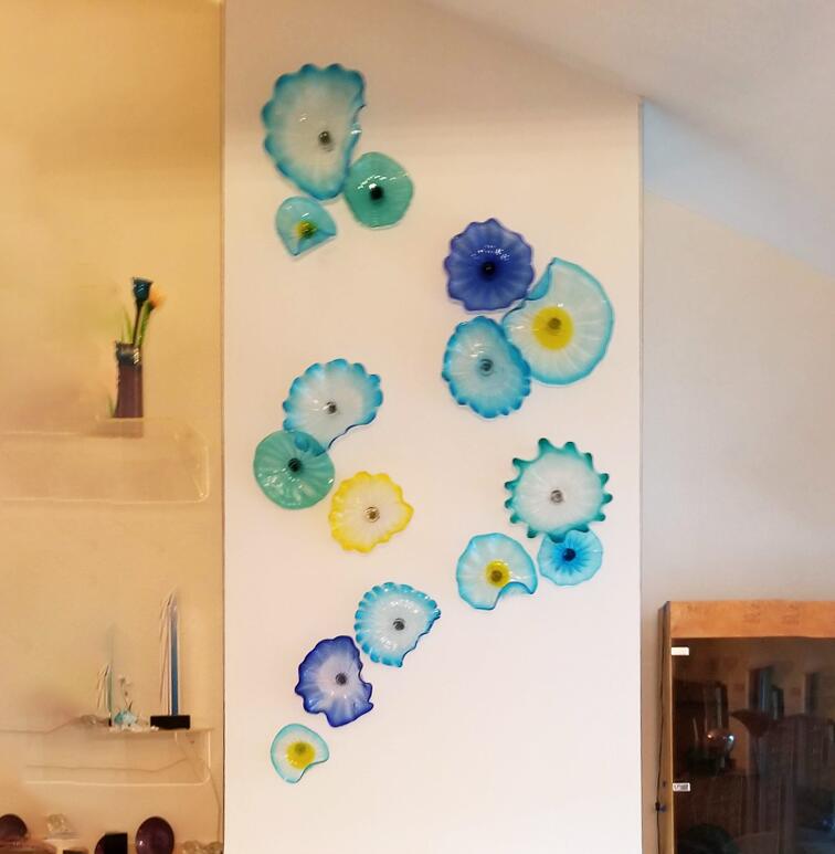 American Murano Flower Plate Arts Lamps Blue Shade Art Decoration 100% Hand Blown Glass Hanging Plates Wall with Scallop Edge
