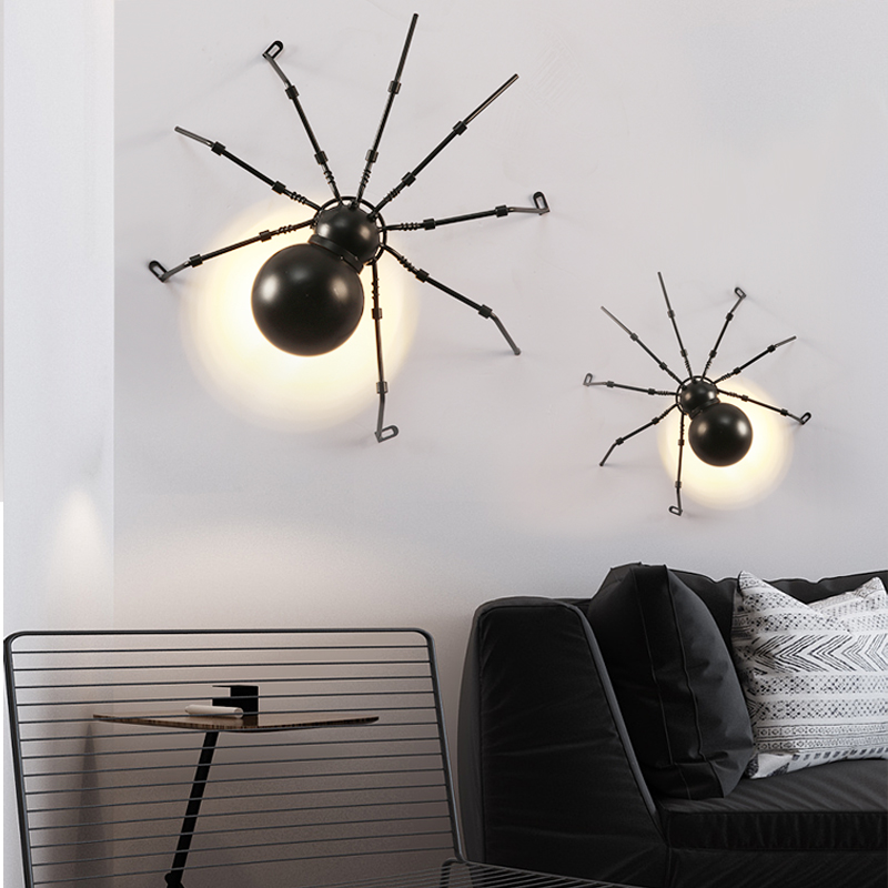 American-style Personality Insect Wall Lamp for Creative Bar Restaurant Aisle with Spider Decorative Sconce Light in Retro Industrial LED Design