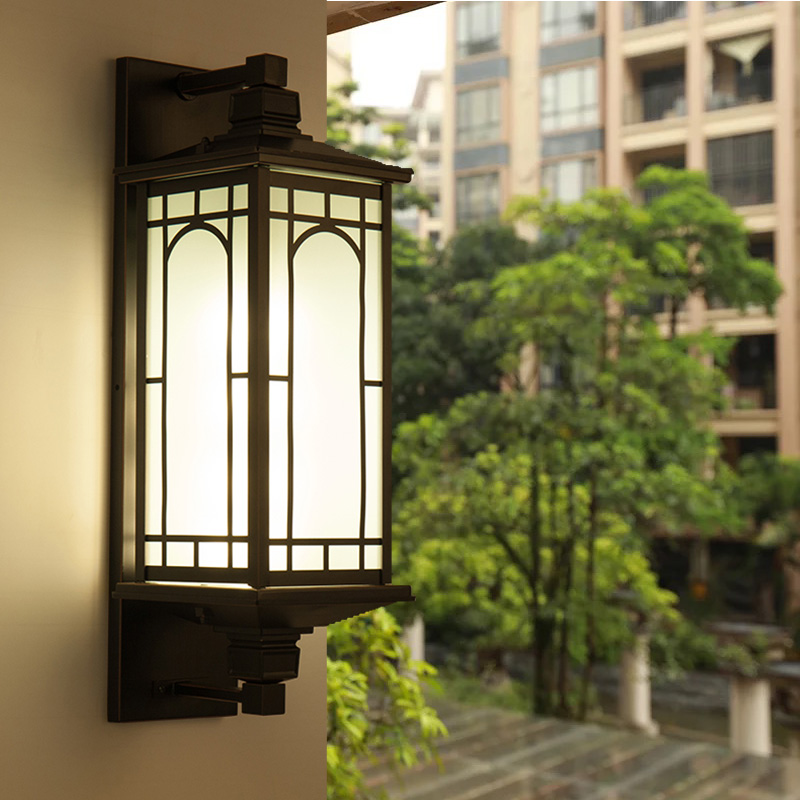 Antique LED Wall Light for Outdoor Spaces - Waterproof IP65 Classic Sconce for Porch, Courtyard, Terrace, Balcony Decoration