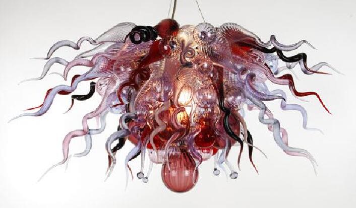 Classic antique pendant lamps and chandeliers featuring retro Murano designs for home and restaurant decoration, crafted with LED hand-blown glass crystals