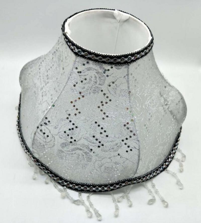 E27 Art Deco floor lamp shade in golden/silver fabric with modern design