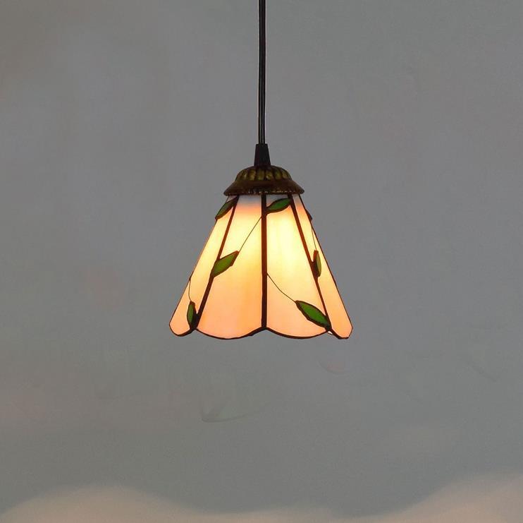 European Mediterranean-inspired Tiffany stained glass chandeliers for restaurants, retro bars, and aisles with three-headed lighting