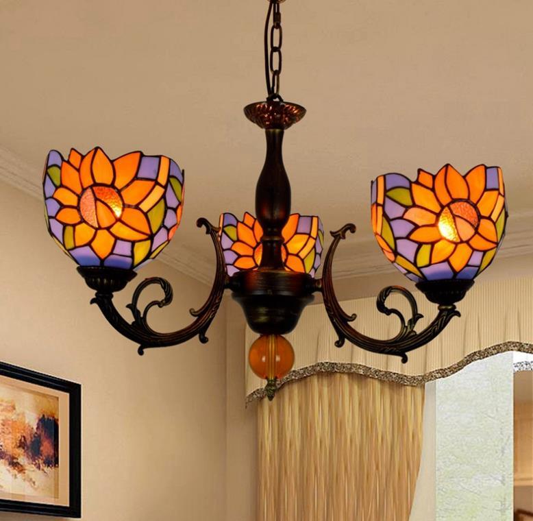 European vintage-style chandelier with Tiffany stained glass, featuring a sunflower design, ideal for restaurants, bedrooms, and bars
