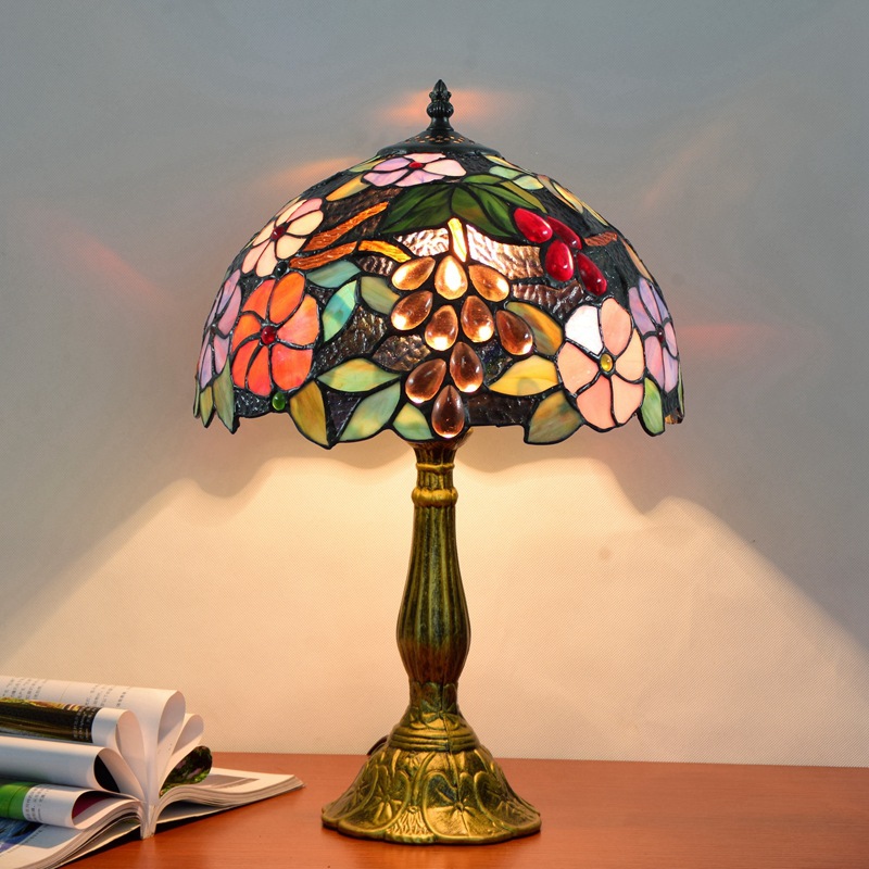 European-style stained glass table lamp with a classic rose design, perfect for retro kids' rooms, living spaces, or bedside tables, featuring fairy motifs and free shipping