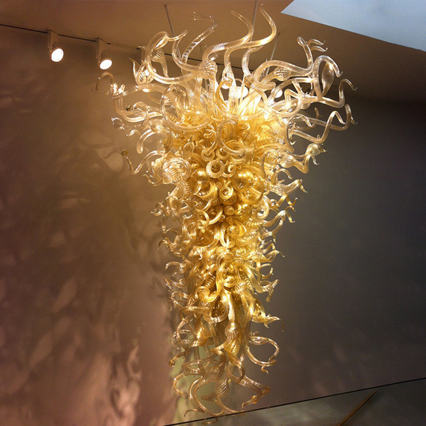 Fashionable LED chandelier pendant lamps for stylish dining room ceiling lighting in homes and hotels