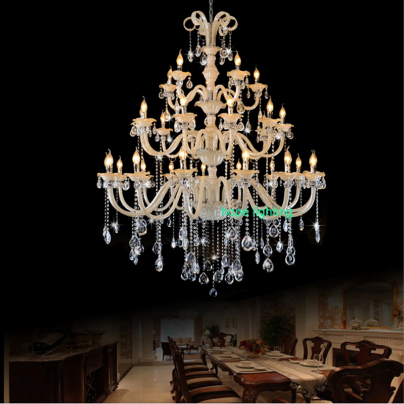 Large elegant antique chandeliers for contemporary hotel lobbies and luxury villas in European style with crystal and candle designs