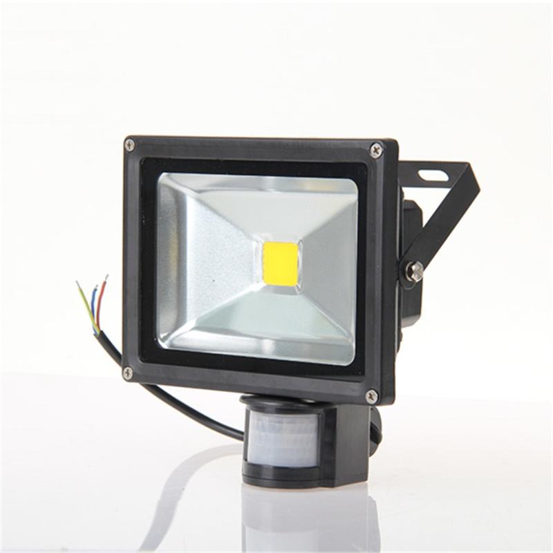 Lawn Lamps 20W LED Security Floodlight PIR Motion Sensor Grden Outside Flood Light IP65