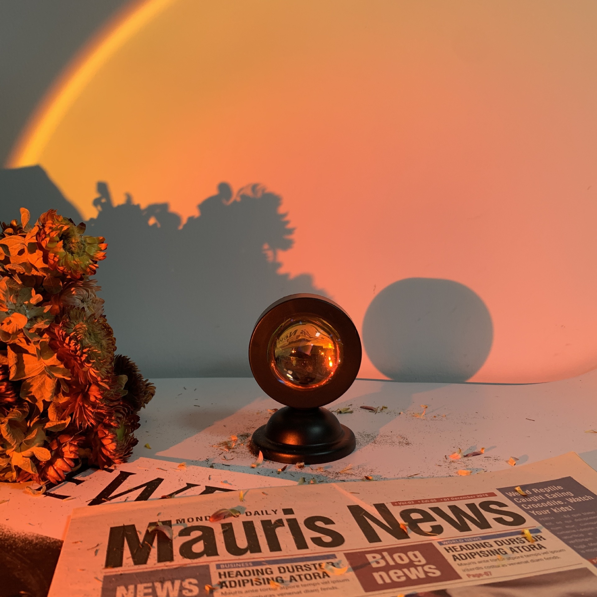 Mini Sunset Light Projector with 12W LED, 180° Rotation for Bedroom or Live Stream