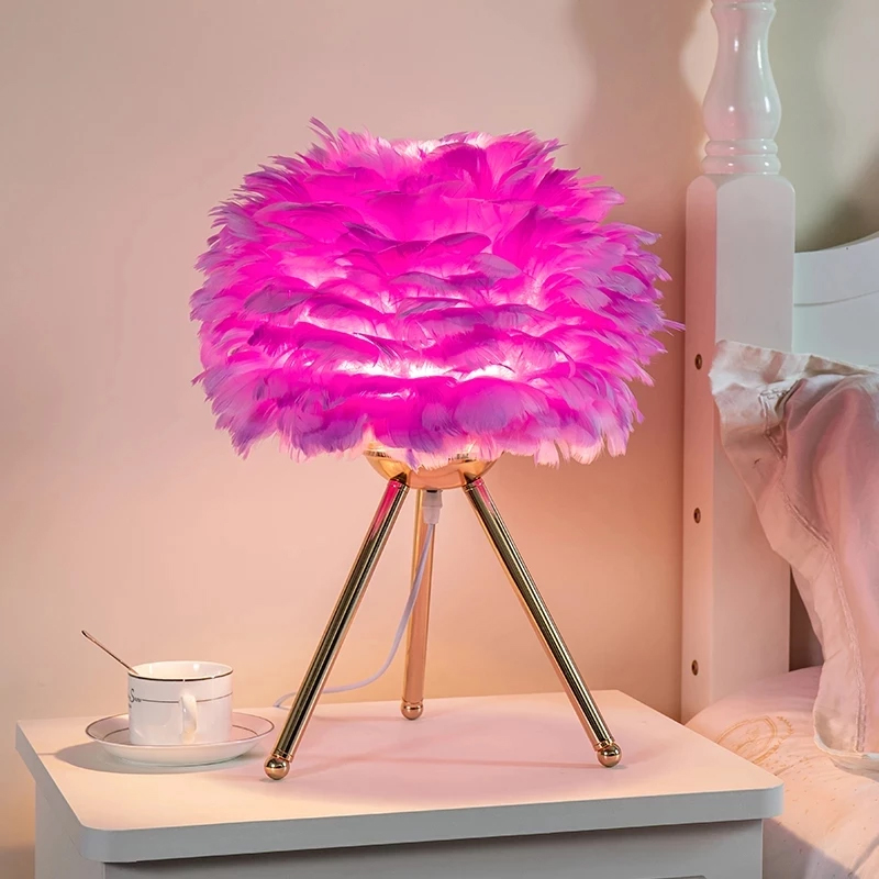 Modern Feather Table Lamp for Bedroom, Living Room, or Bedside with Romantic Goose Feathers, Decorative Girl's Table Light, Fur Reading Lamp, and Desk Lighting for Weddings