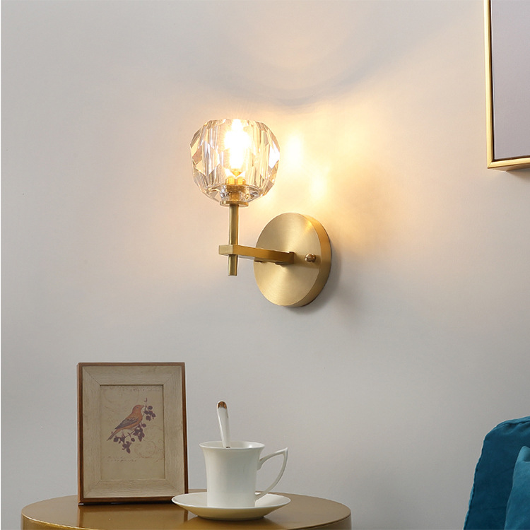 Modern Gold Luxury Crystal Wall Lamp Led Light For Living Room Background Bathroom Indoor Light Fixtures Home Nordic Sconce

Elegant gold crystal LED wall lamp for living rooms, bathrooms, and indoor spaces with Nordic-inspired design