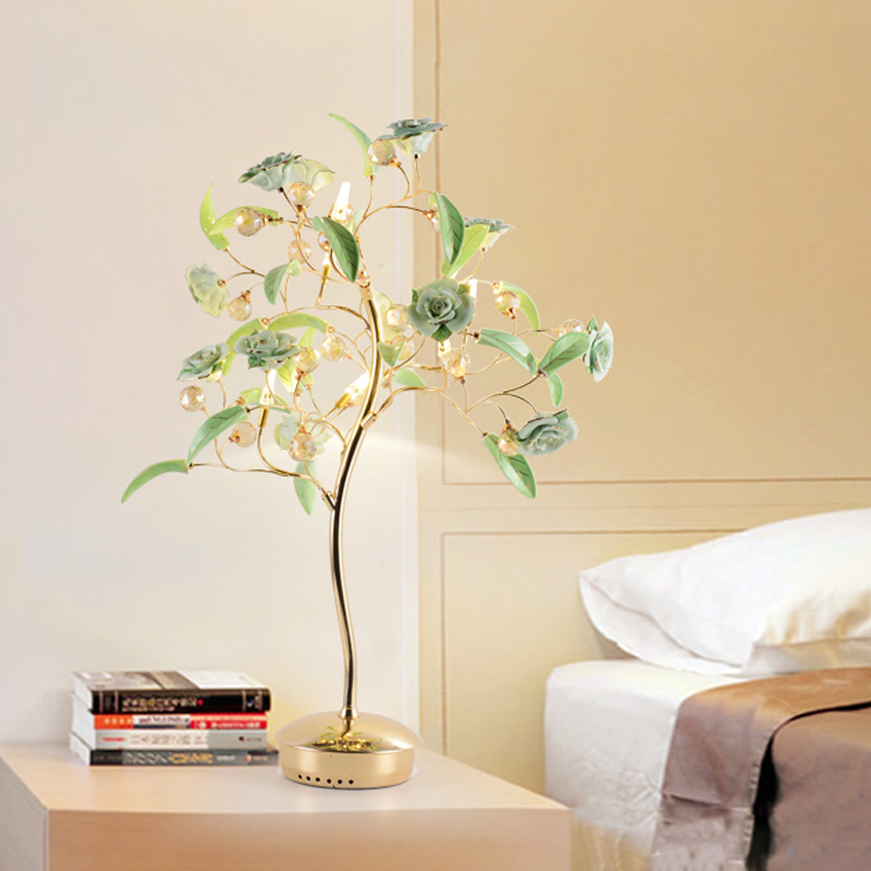 modern minimalist living room coffee table lamp, creative crystal desk light for European-style bedrooms or romantic gifts