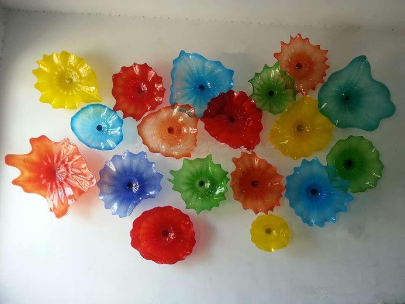 Multi-color decorative hanging plates made of Murano glass for modern home lighting fixtures