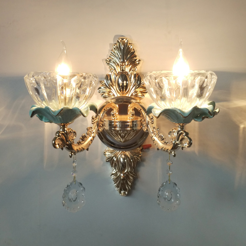 New European-style living room wall lamp with crystal accents for bedroom, hallway sconce, bedside lighting, and bathroom mirror illumination