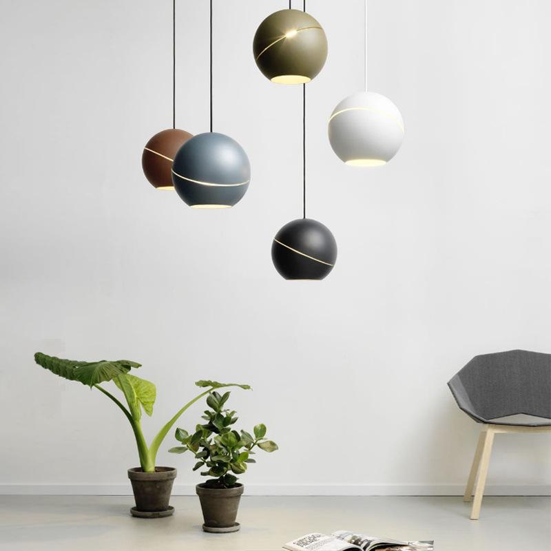 New Nordic Creative Ball Pendant Lamps Modern Minimalist Bedroom Bedside led Lamp Bar Restaurant living Room Personality Pendant Light

Modern minimalist Nordic-inspired ball pendant lamps for bedr...