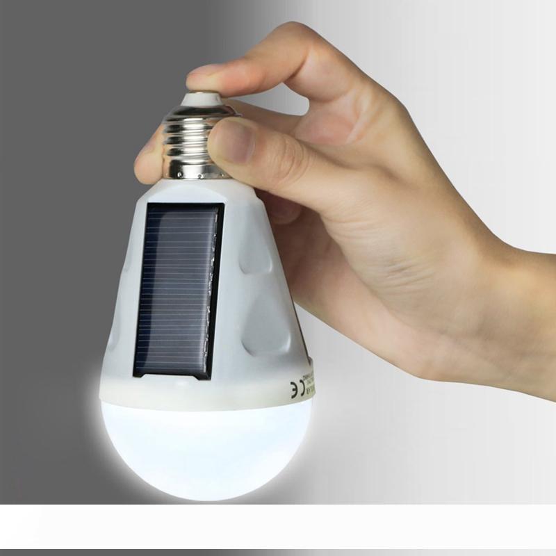 New portable solar-powered 7W E27 LED bulb with panel for outdoor and emergency use