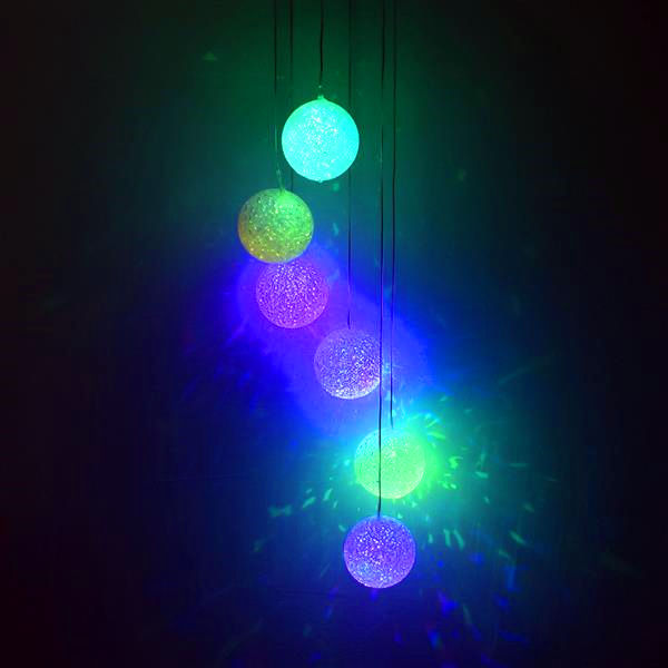 Newest solar-powered smart light wind chime with colorful beads for corridor decoration