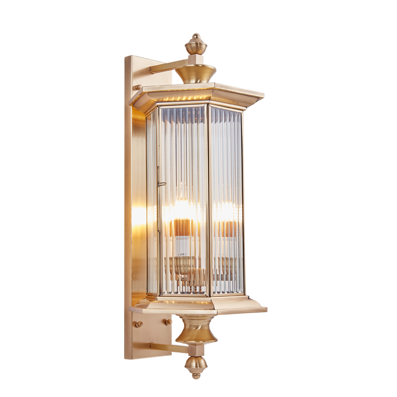 Outdoor vintage-style copper wall lights with waterproof glass and E14 LED bulbs for European villas, corridors, and courtyards