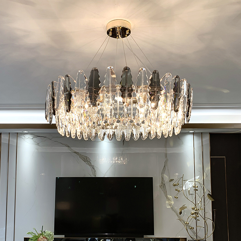 Postmodern luxury LED chandeliers for living rooms, elegant crystal lamps for bedrooms and dining areas, featuring simple Nordic-style pendant lighting