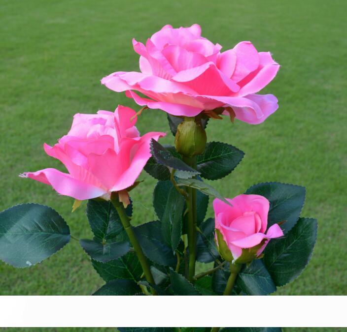Solar-powered LED rose lamp for garden and pathway decoration