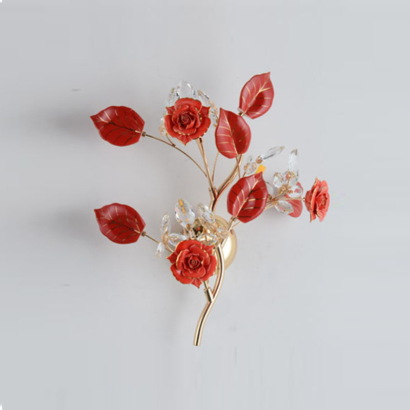 The bedroom bedside wall lamp European minimalist living room TV sconce aisle stairs crystal lighting wedding gifts Ceramic rose lamps

European-style minimalist wall lamp for bedroom bedside, living room TV sconce, staircase lighting, crystal decor, and ceramic rose lamps as wedding gifts