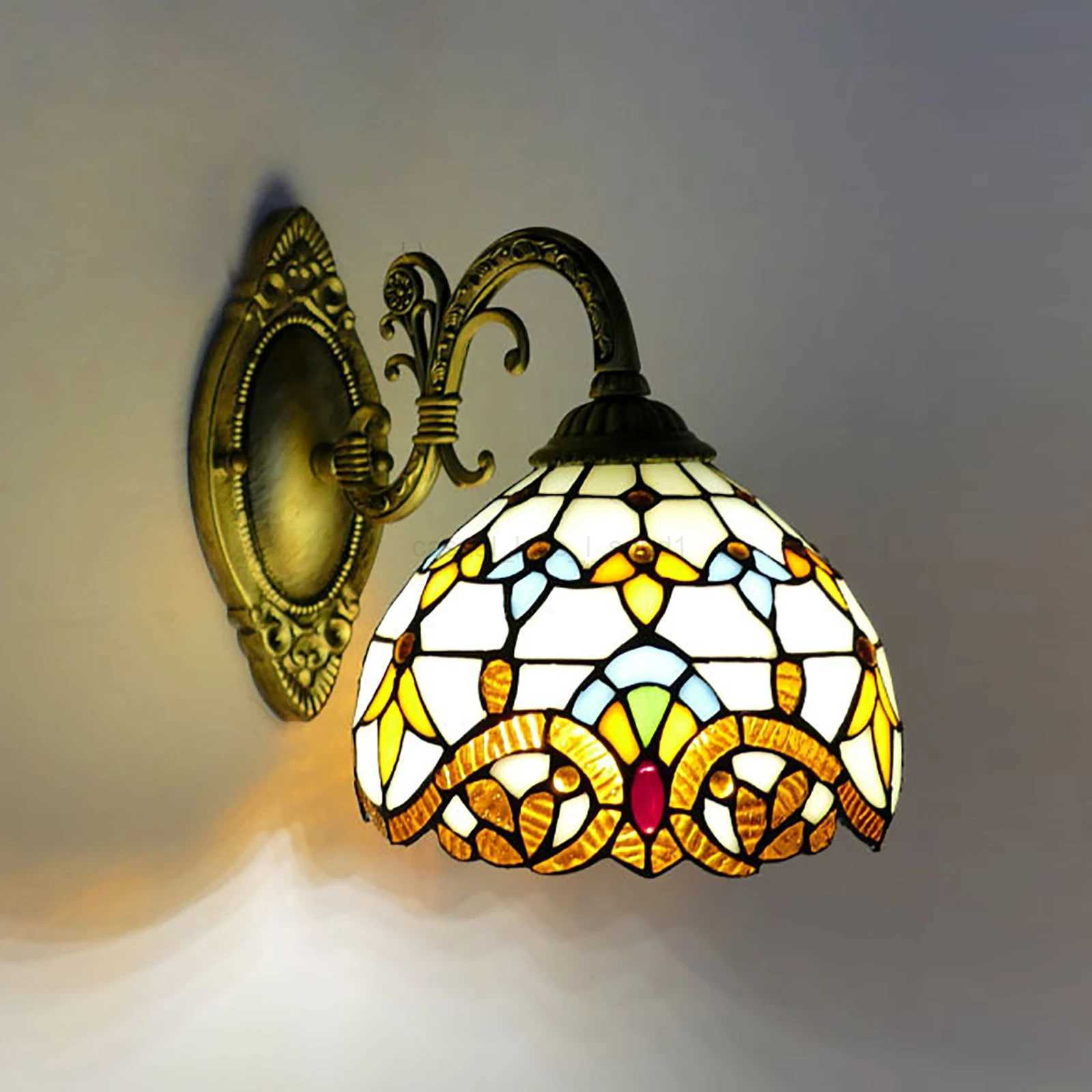 Tiffany-inspired beige glass dome wall lamp in Victorian design for bedrooms, living rooms, dining areas, balconies, and lofts