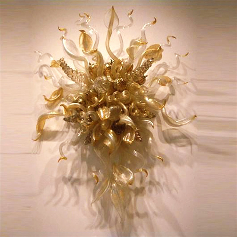 Tiffany-inspired gold wall art lamp featuring handcrafted Murano glass, a 24x32 inch decorative hanging light for elegant home interiors
