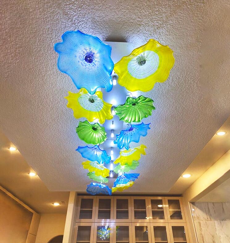 Wholesale Multi-Colored American-Style Handcrafted Glass Plate Ceiling Light with Modern LED Flower Chandelier for Artistic Decor