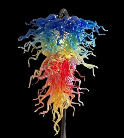 Wholesale pendant lamps featuring modern Italian design with vibrant handcrafted Murano glass, ideal for large hotel chandeliers