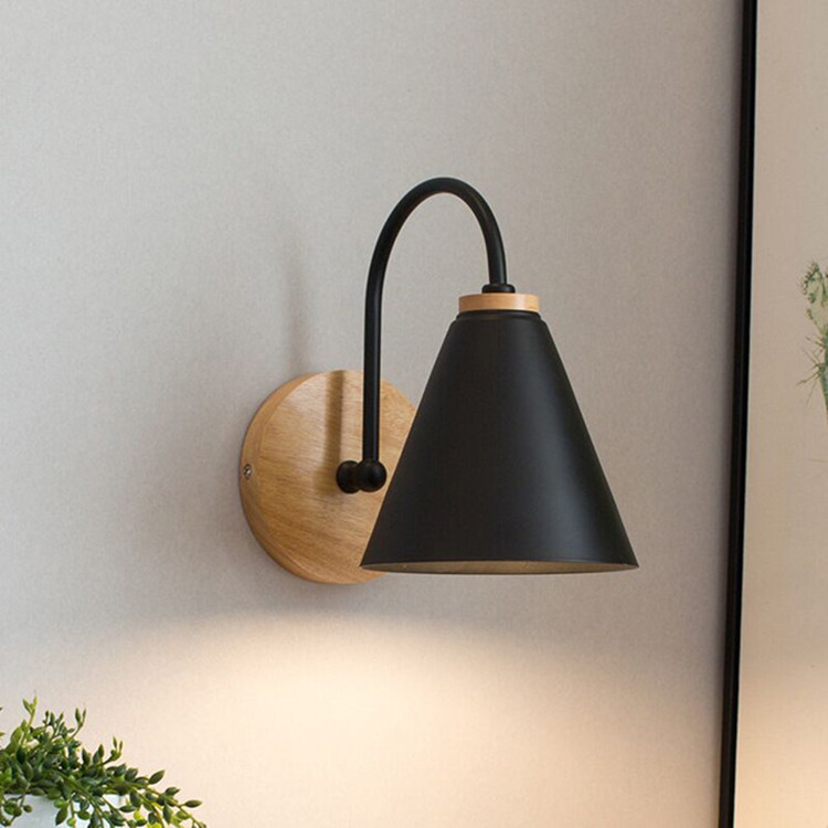 Wooden wall lamp for bedroom, white and black modern sconce for kitchen or restaurant, Nordic macaron E27 BD2315W